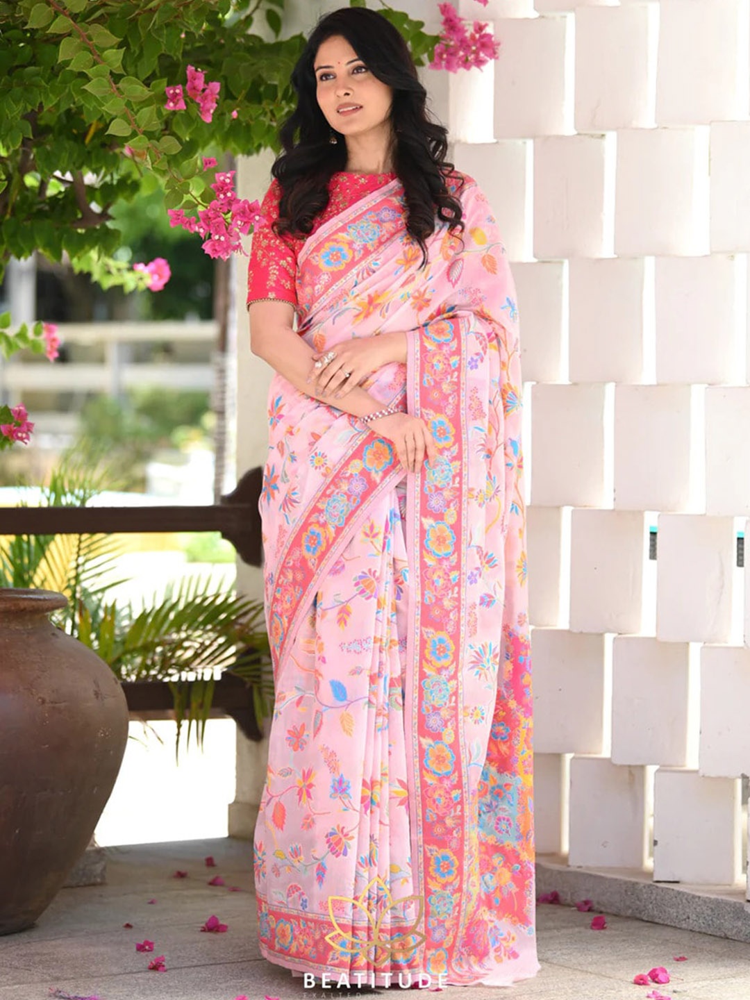 

S.K.C Printed Saree With Blouse Piece, Pink