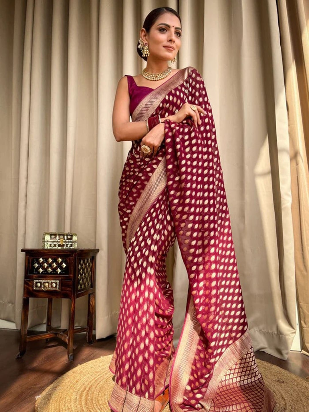 

S.K.C Ethnic Motifs Banarasi Zari Saree, Maroon