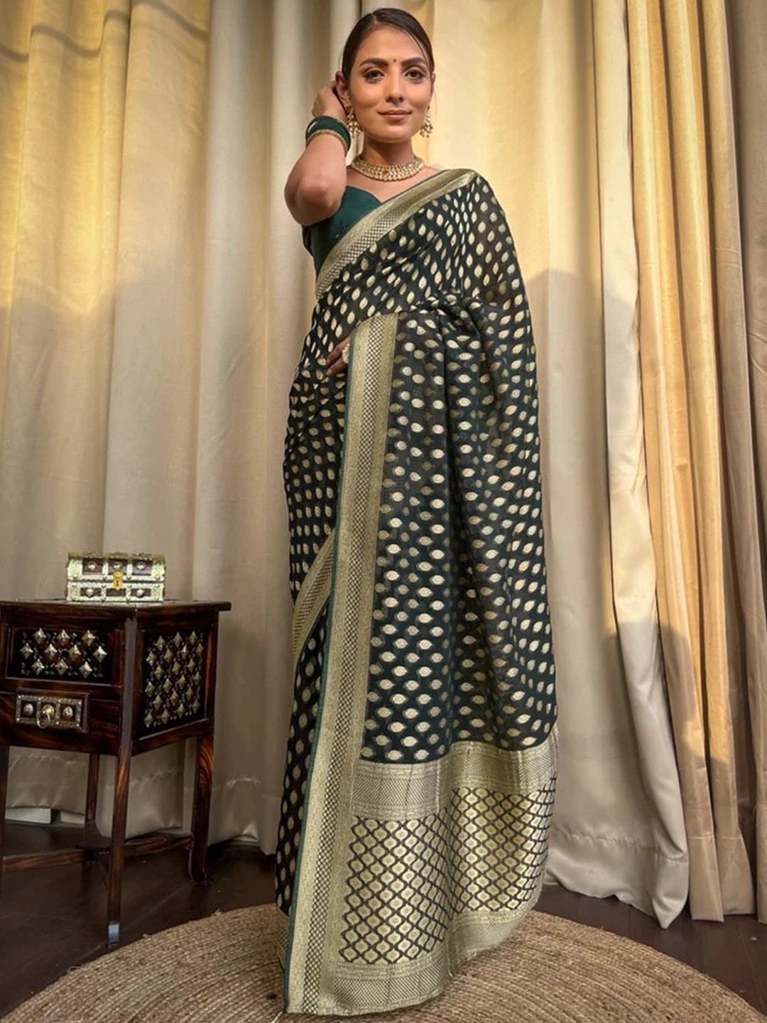 

S.K.C Ethnic Motifs Banarasi Zari Saree, Green