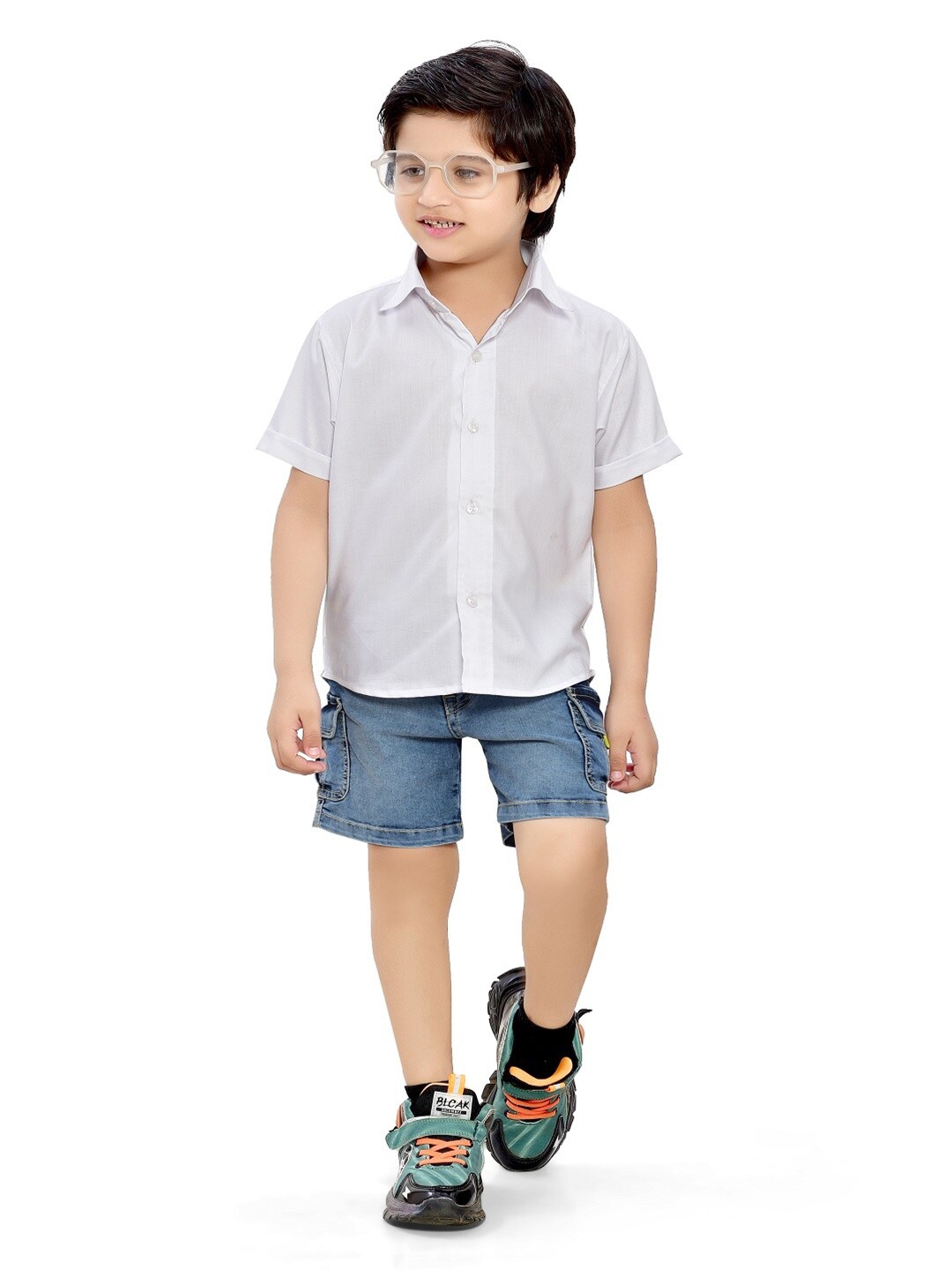 

BAESD Boys Comfort Spread Collar Short Sleeves Cotton Casual Shirt, White