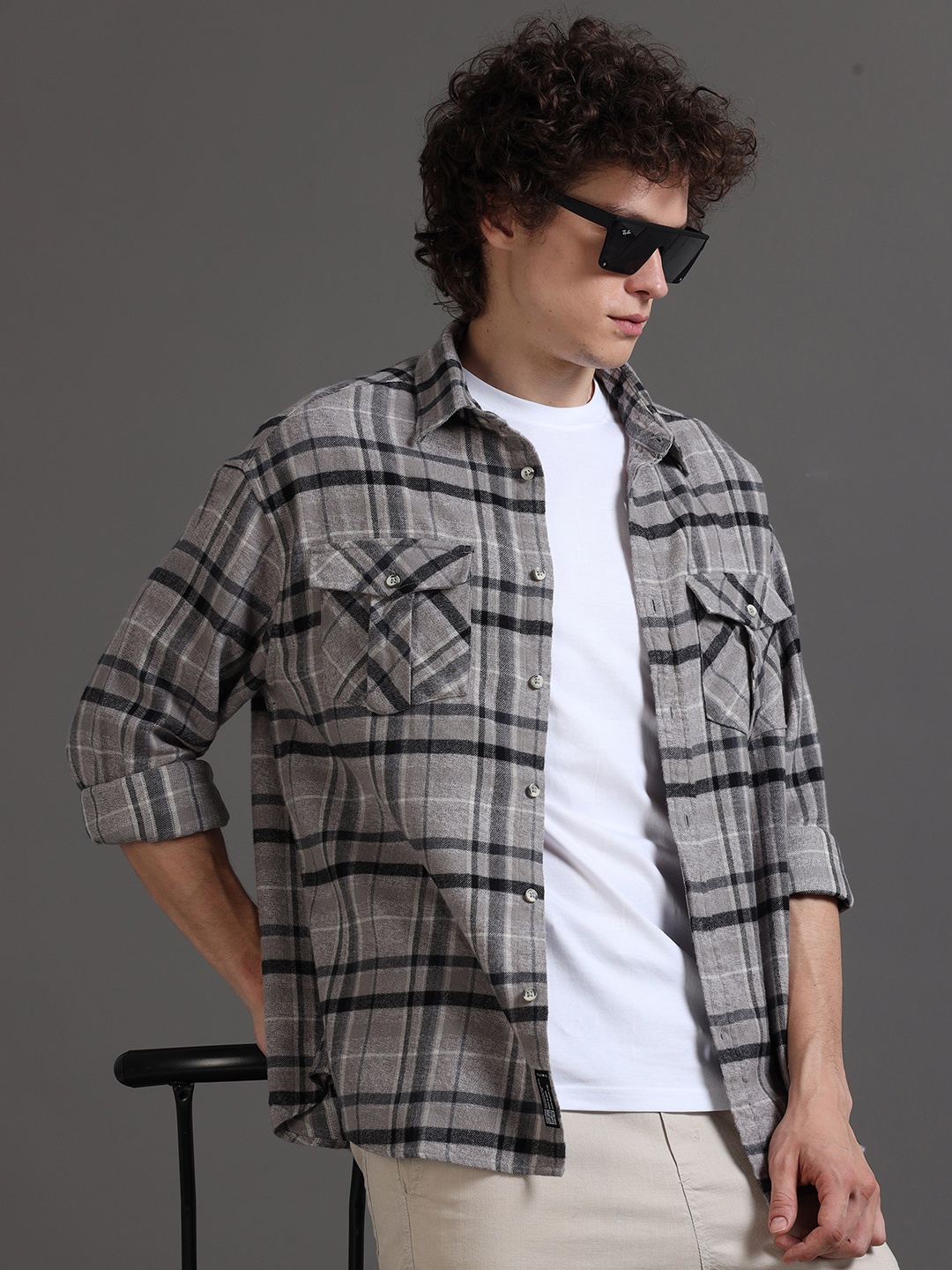 

SILISOUL Relaxed Oversized Tartan Checked Flannel Weave Pure Cotton Casual Shirt, Grey