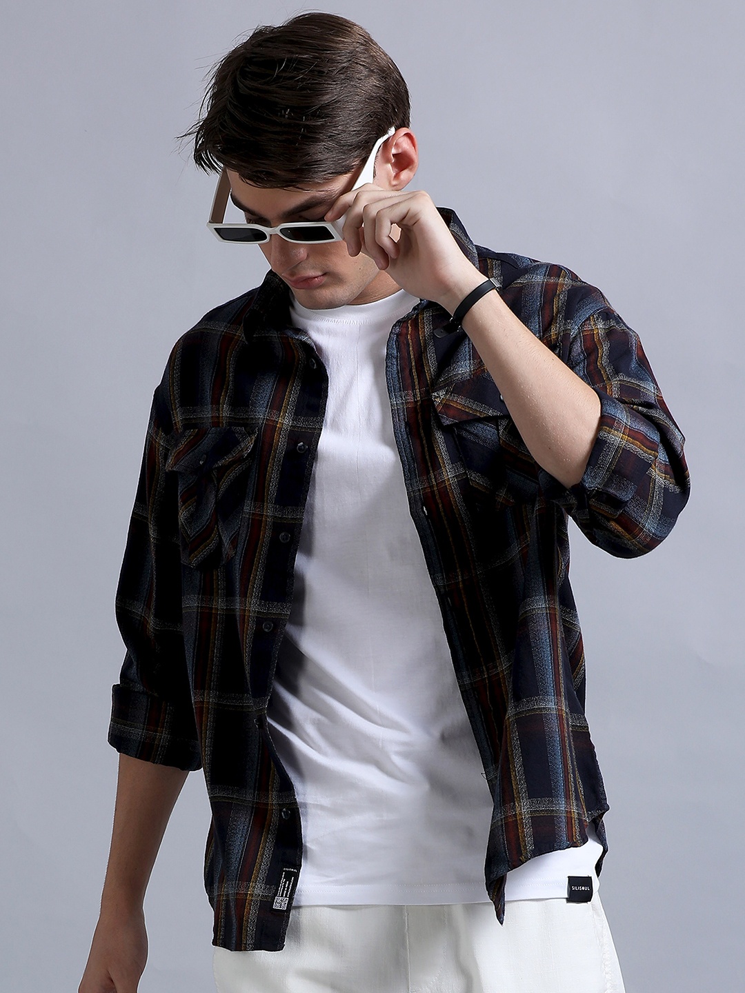 

SILISOUL Oversized Relaxed Tartan Checks Spread Collar Long Sleeves Casual Shirt, Navy blue