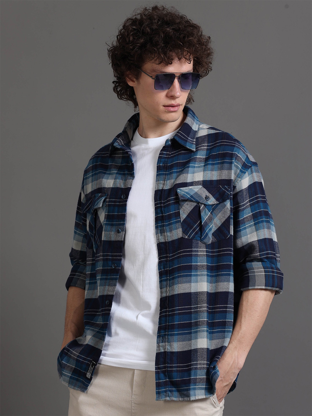 

SILISOUL Oversized Relaxed Tartan Checks Spread Collar Long Sleeves Casual Shirt, Blue