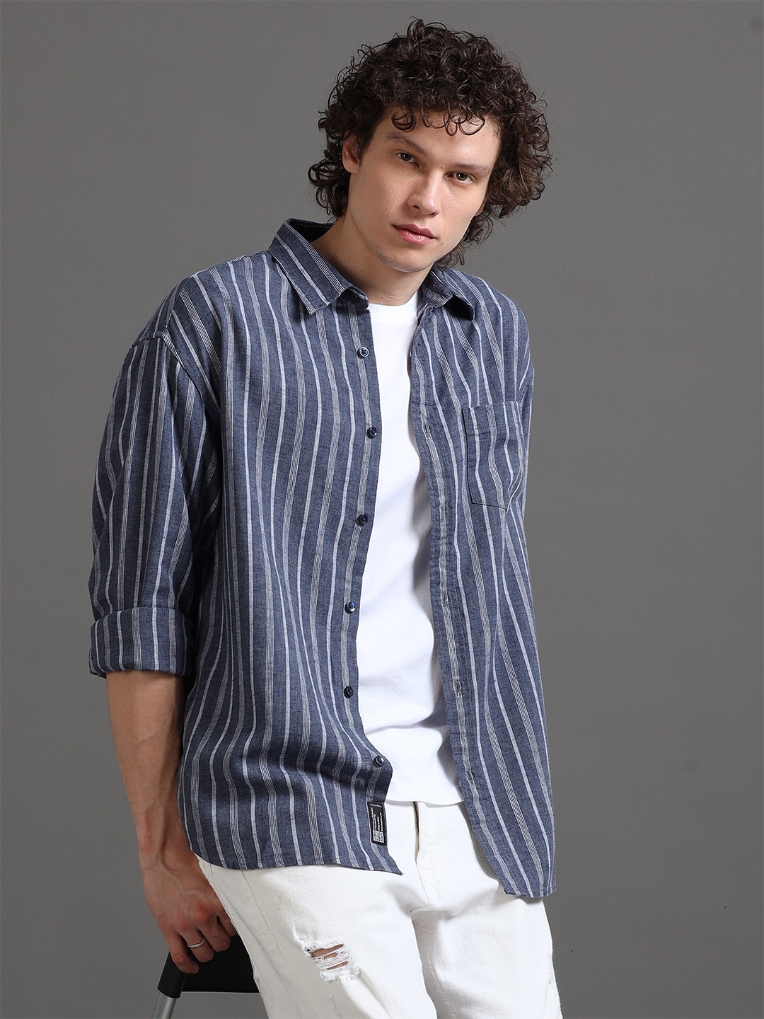 

SILISOUL Oversized Relaxed Striped Spread Collar Long Sleeves Casual Shirt, Grey