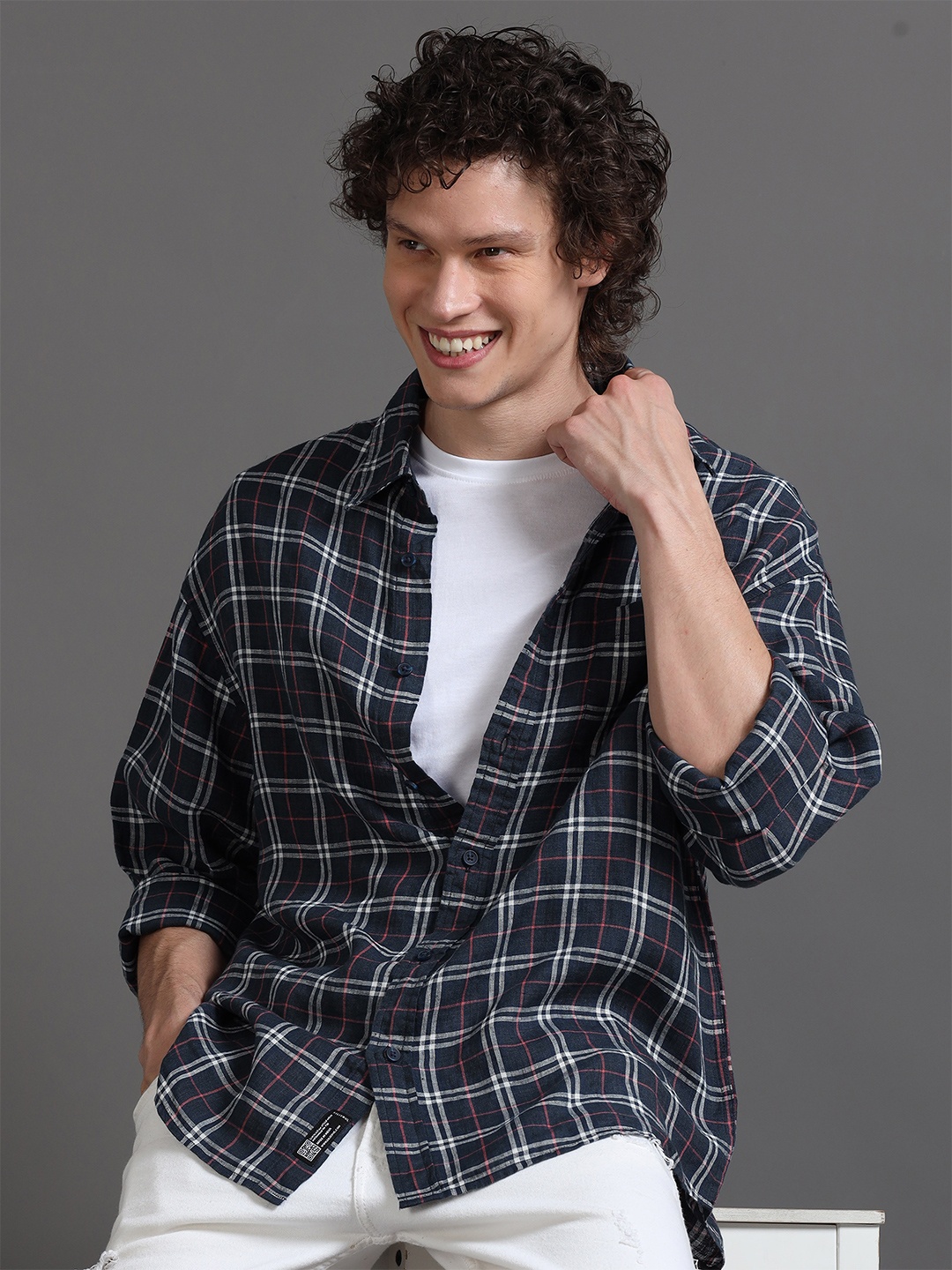 

SILISOUL Oversized Relaxed Tartan Checks Spread Collar Long Sleeves Casual Shirt, Navy blue