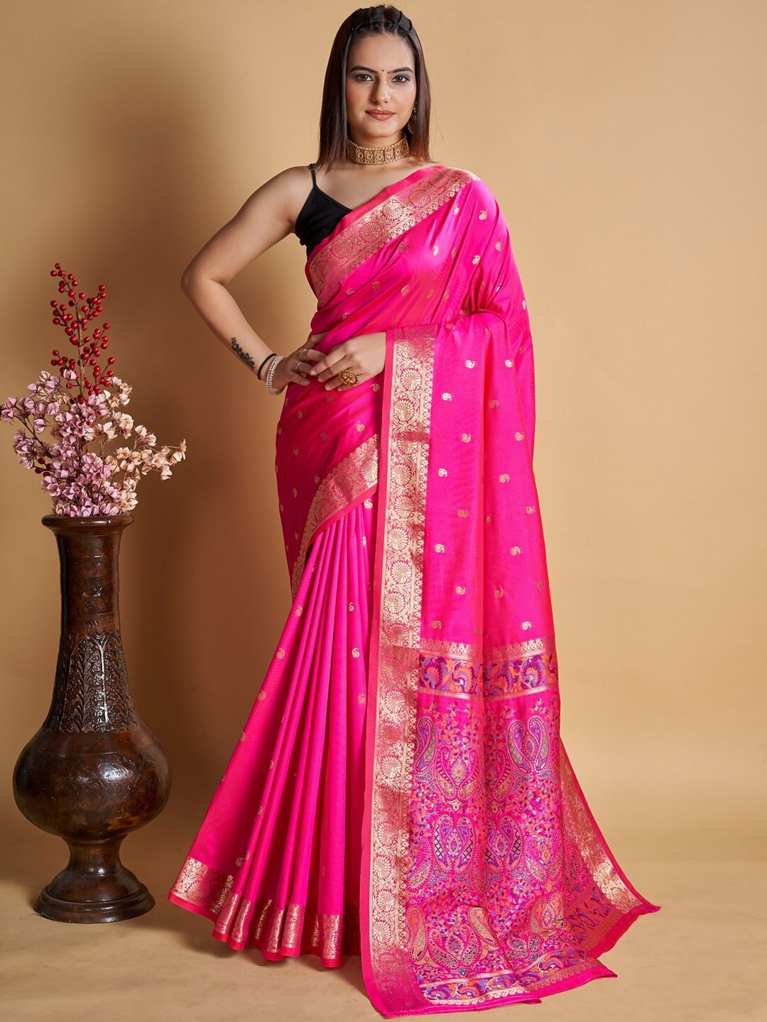 

Mitera Ethnic Motifs Woven Design Zari Banarasi Saree, Pink