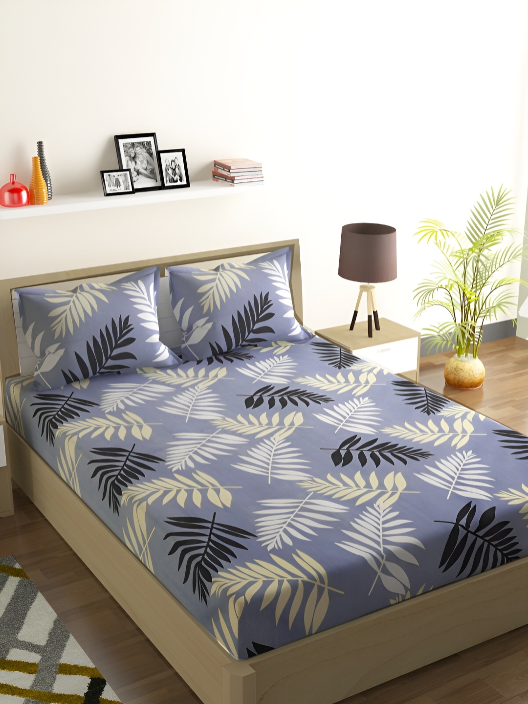 

Aura Blue & White Floral 160 TC Queen Microfiber Bedsheet With 2 Pillow Covers