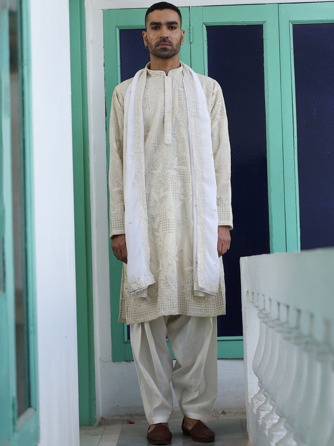 

KALPRAAG Embroidered Regular Sequinned Straight Kurta With Dhoti Pants & Dupatta, Camel brown