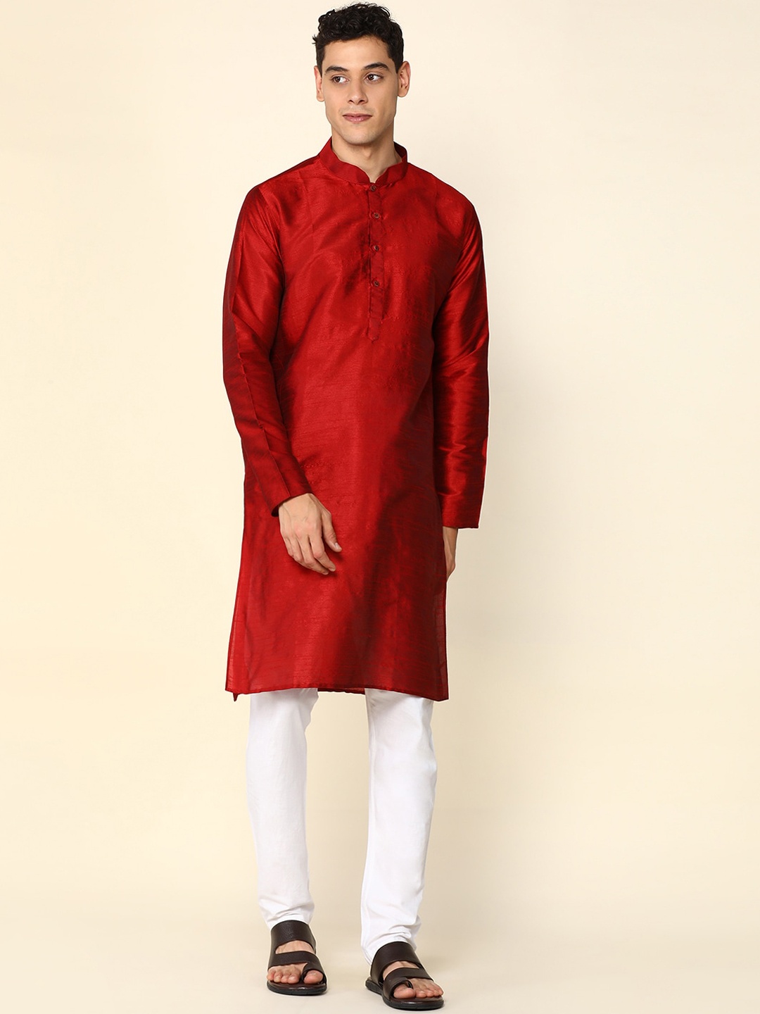 

Anouk Mandarin Collar Full Sleeves Art Silk Straight Kurta, Maroon