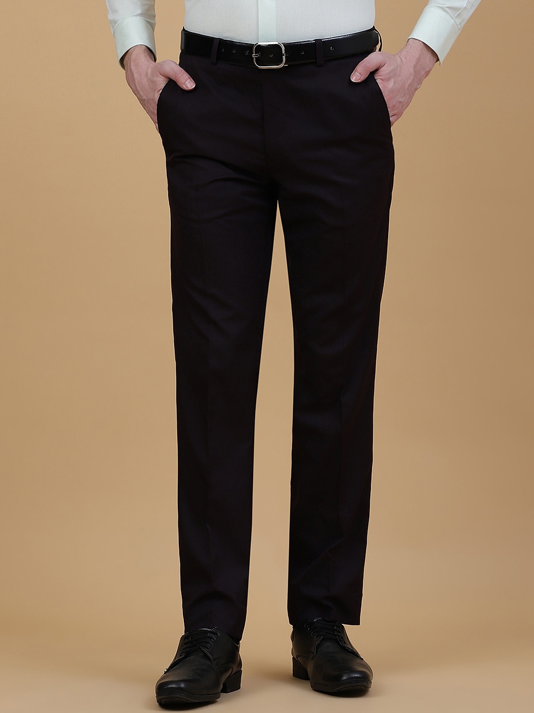 

Greenfibre Men Slim Fit Formal Trousers, Maroon