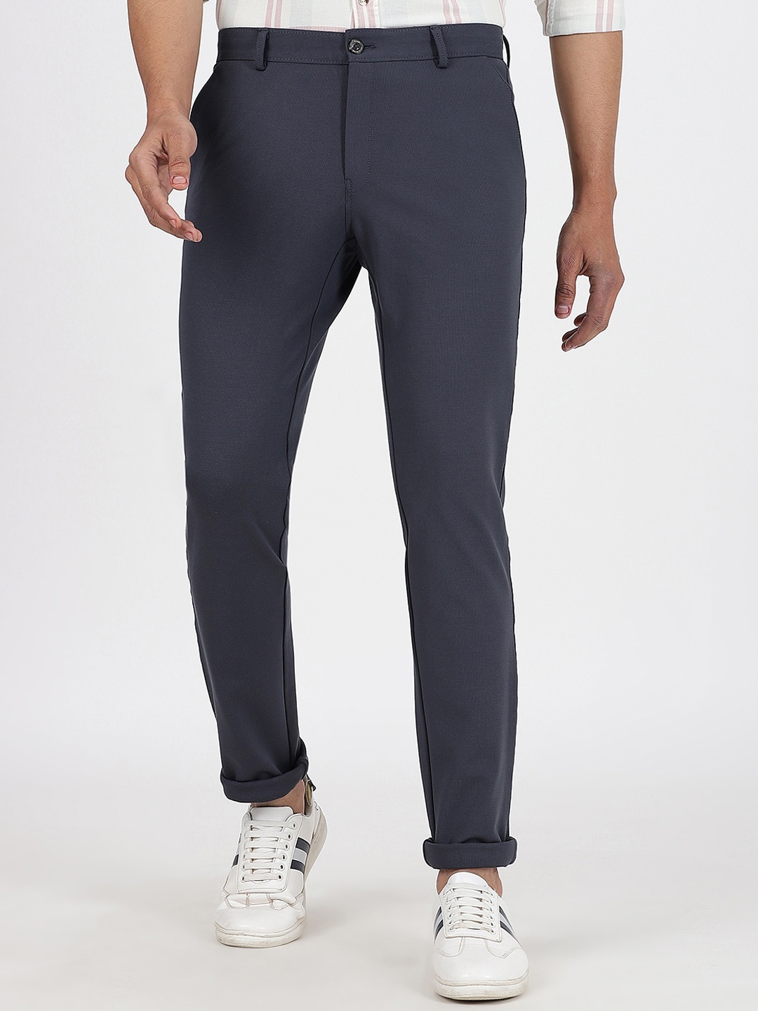 

JADE BLUE Men Mid-Rise Cotton Trousers, Grey
