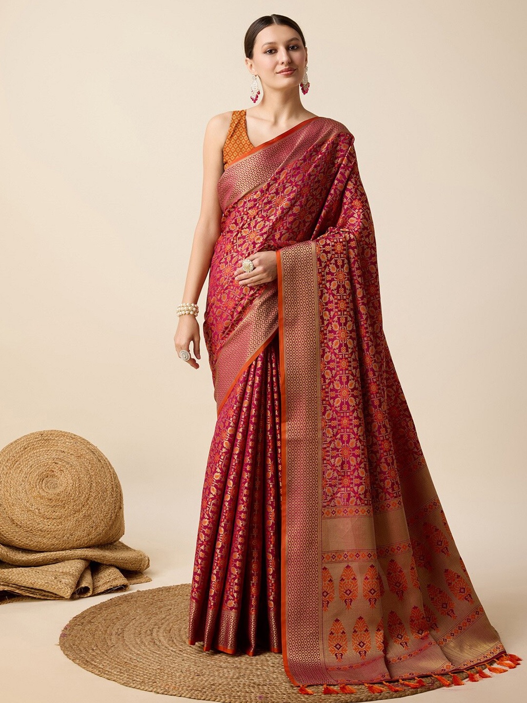

Mitera Ethnic Motifs Woven Design Zari Patola Saree, Pink