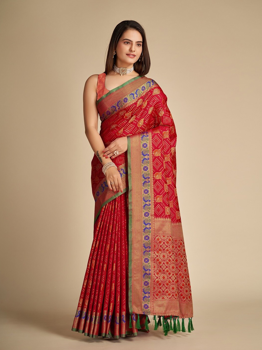 

Mitera Woven Design Patola Zari Saree, Red
