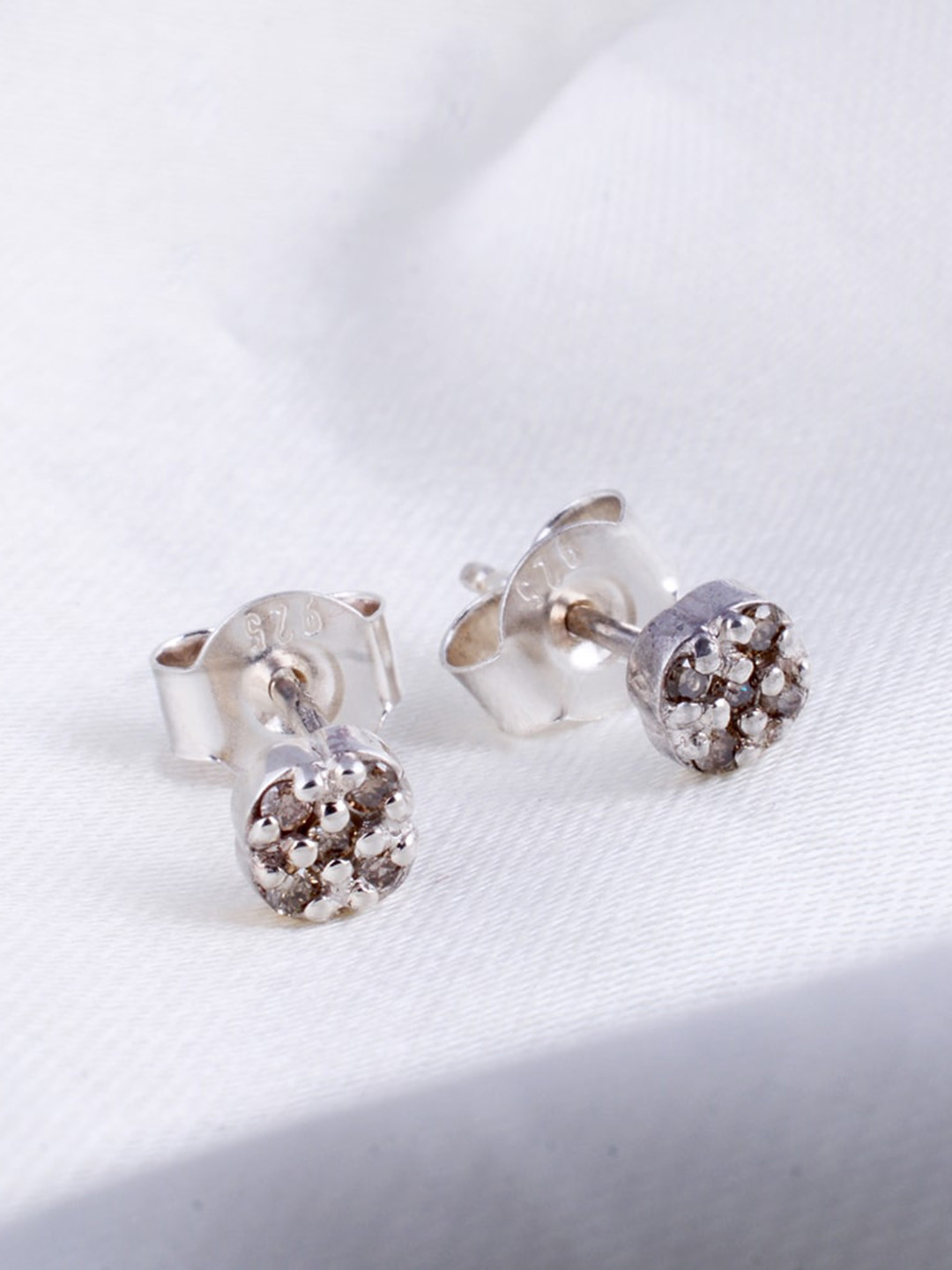 

HIFLYER JEWELS 925 Sterling Silver Classic Studs Earrings