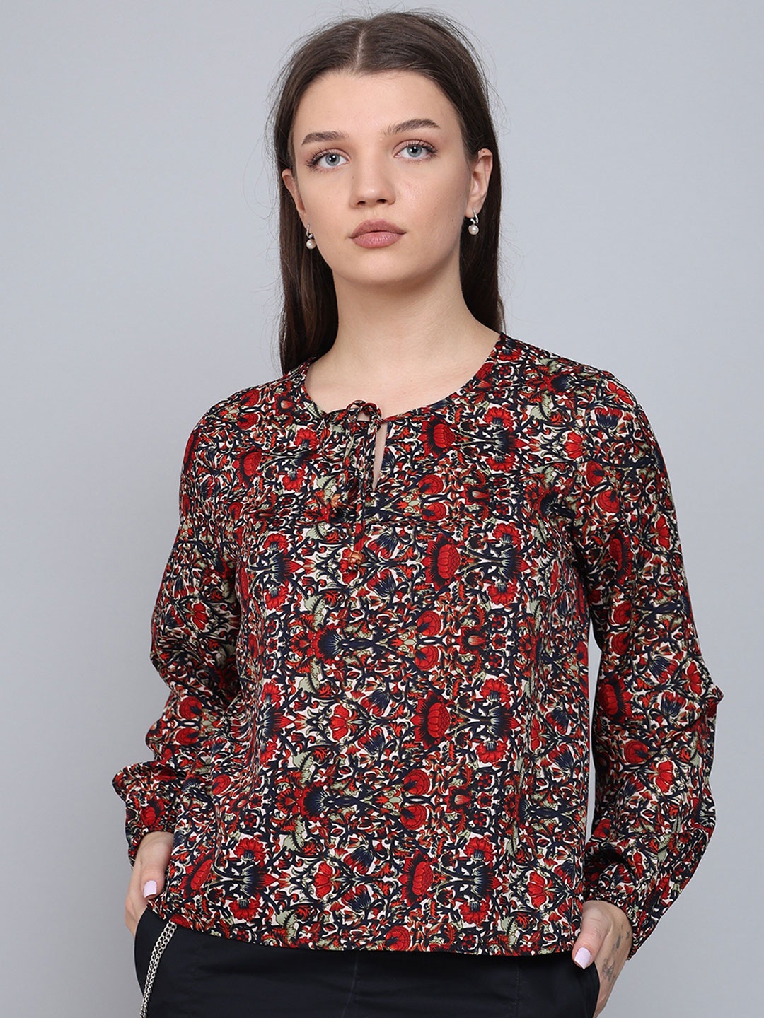 

Baawri Floral Print Tie-Up Neck Puff Sleeve Crepe Top, Red