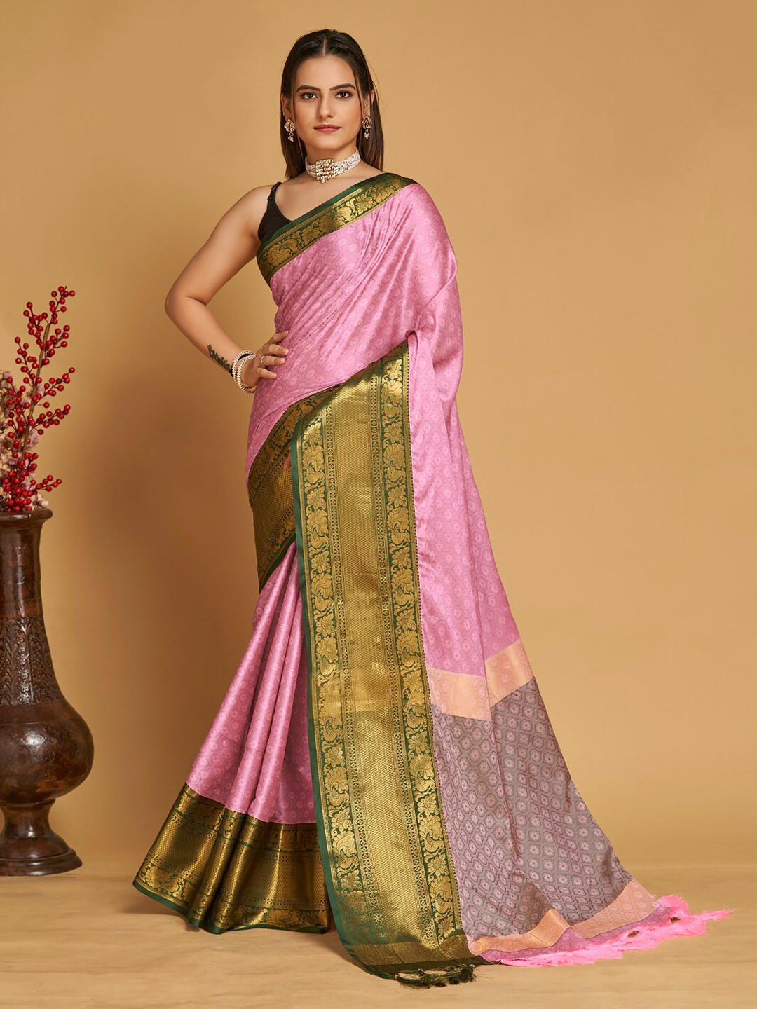 

Mitera Woven Design Zari Banarasi Saree, Pink