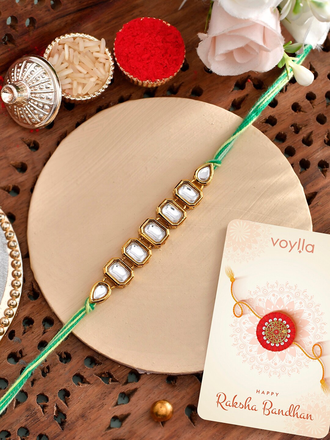 

Voylla Motif Faux Kundan Thread Rakhi, Green