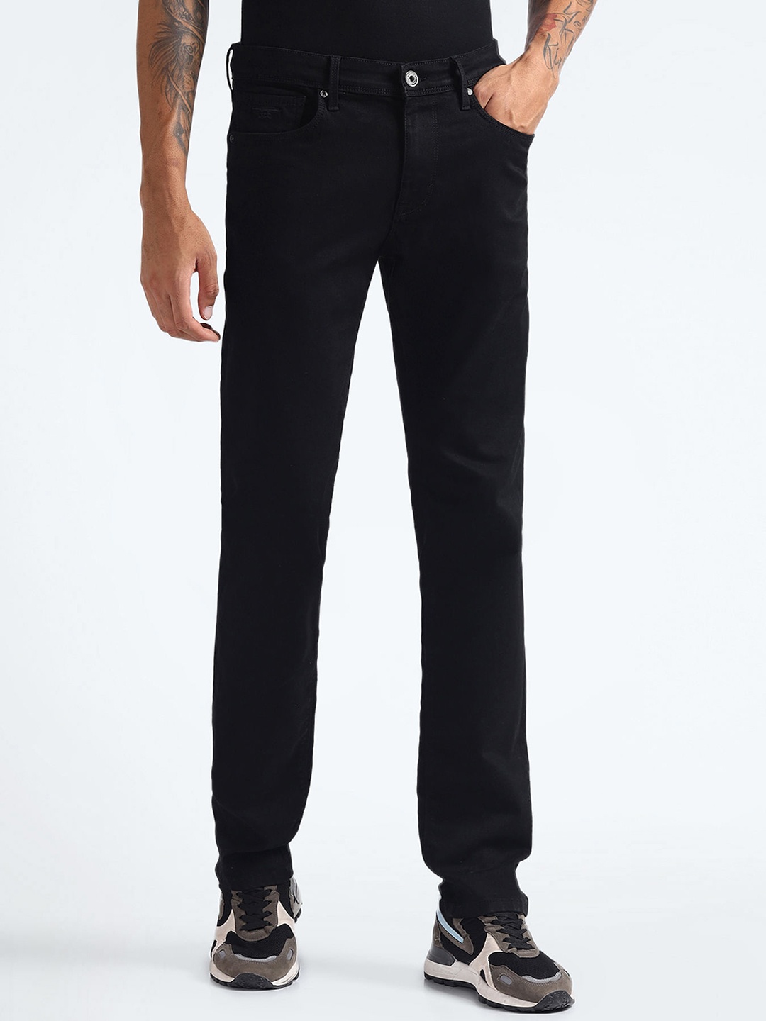 

Flying Machine Men Straight Fit Stretchable Jeans, Black