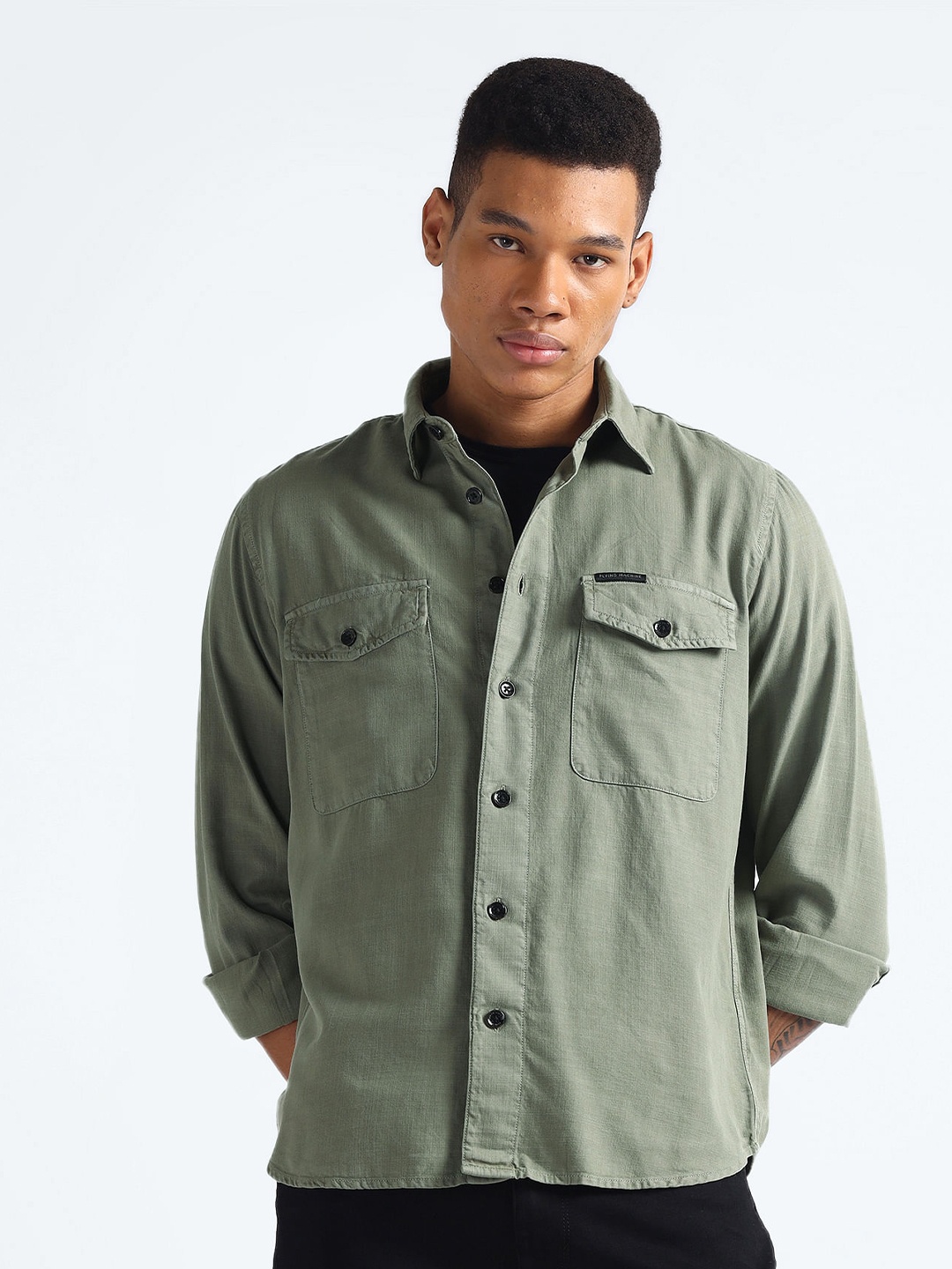 

Flying Machine Slim Fit Spread CollarChambray Casual Shirt, Green
