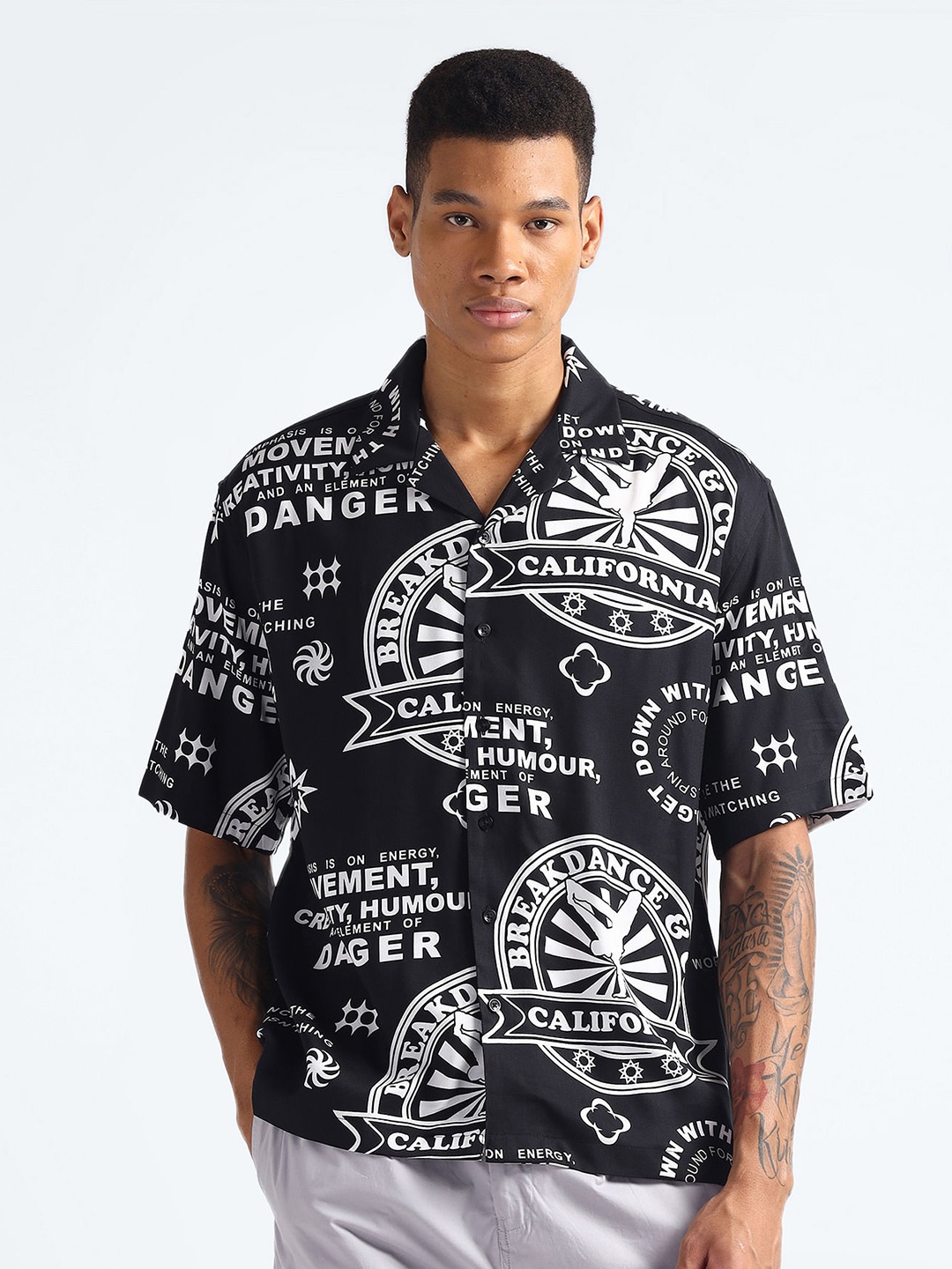 

Flying Machine Opaque Graphic Printed Casual Oversize Fit Shirt, Black