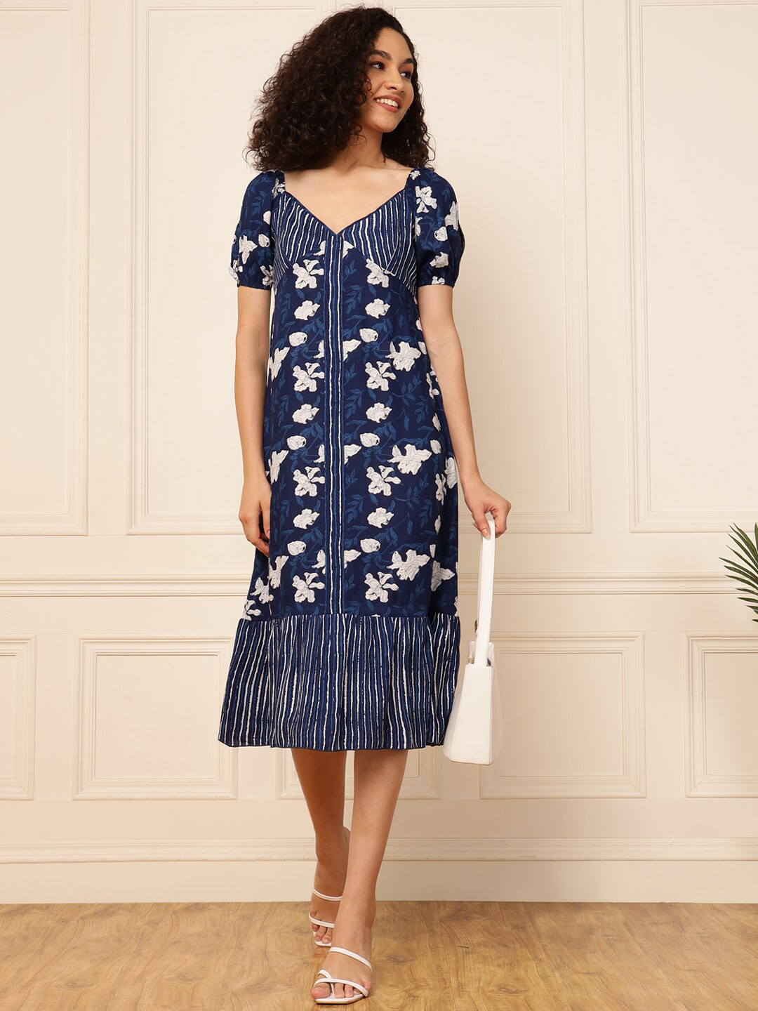 

DEEBACO Floral Printed Puff Sleeve A-Line Midi Dress, Blue