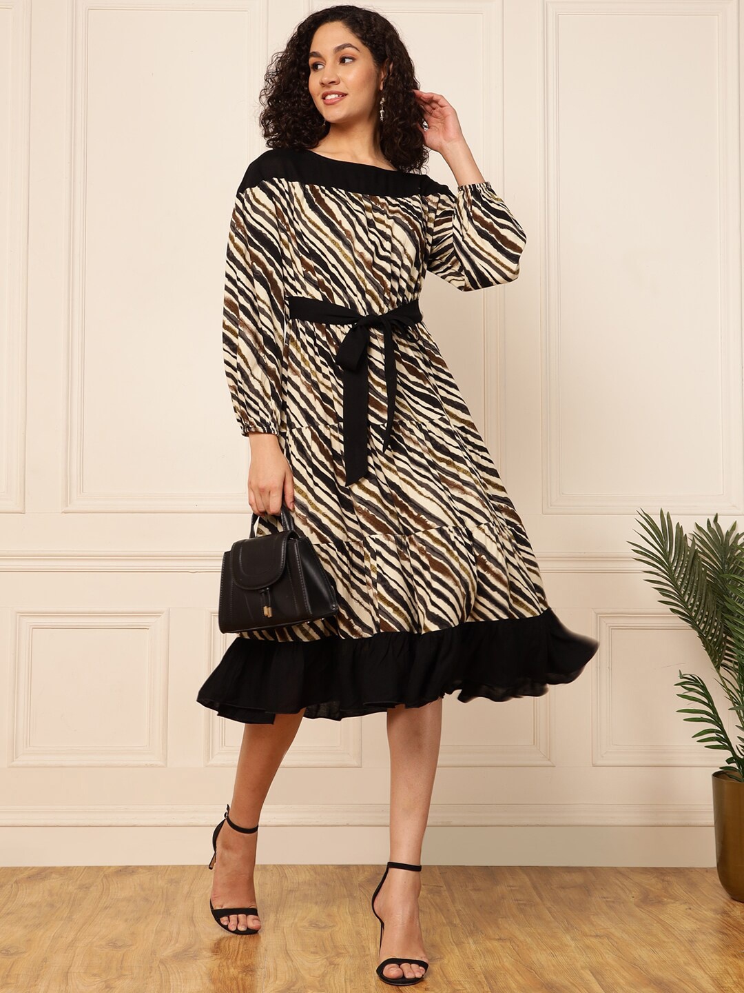 

DEEBACO Striped Puff Sleeves Fit & Flare Tiered Midi Dress, Black