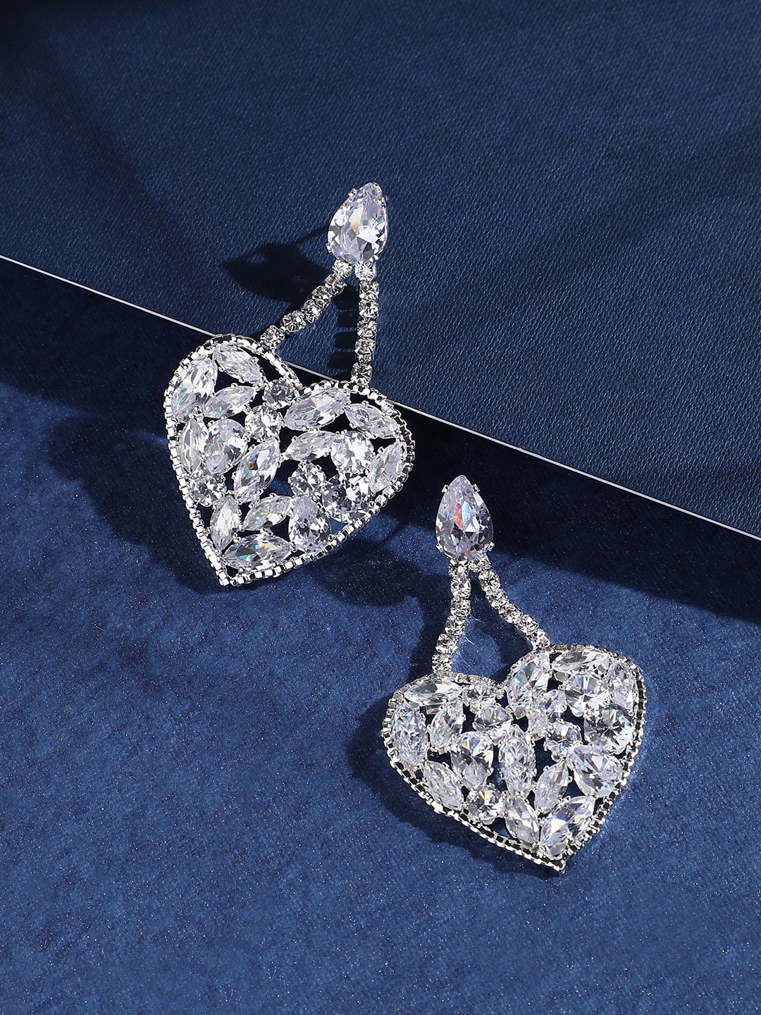

SOHI Silver Plated Drop Earrings