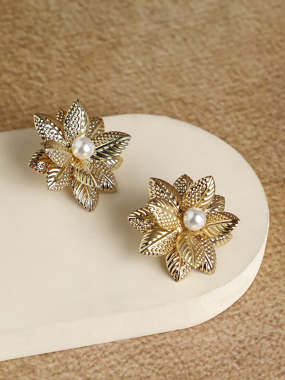 

SOHI Alloy Gold-Plated Earrings