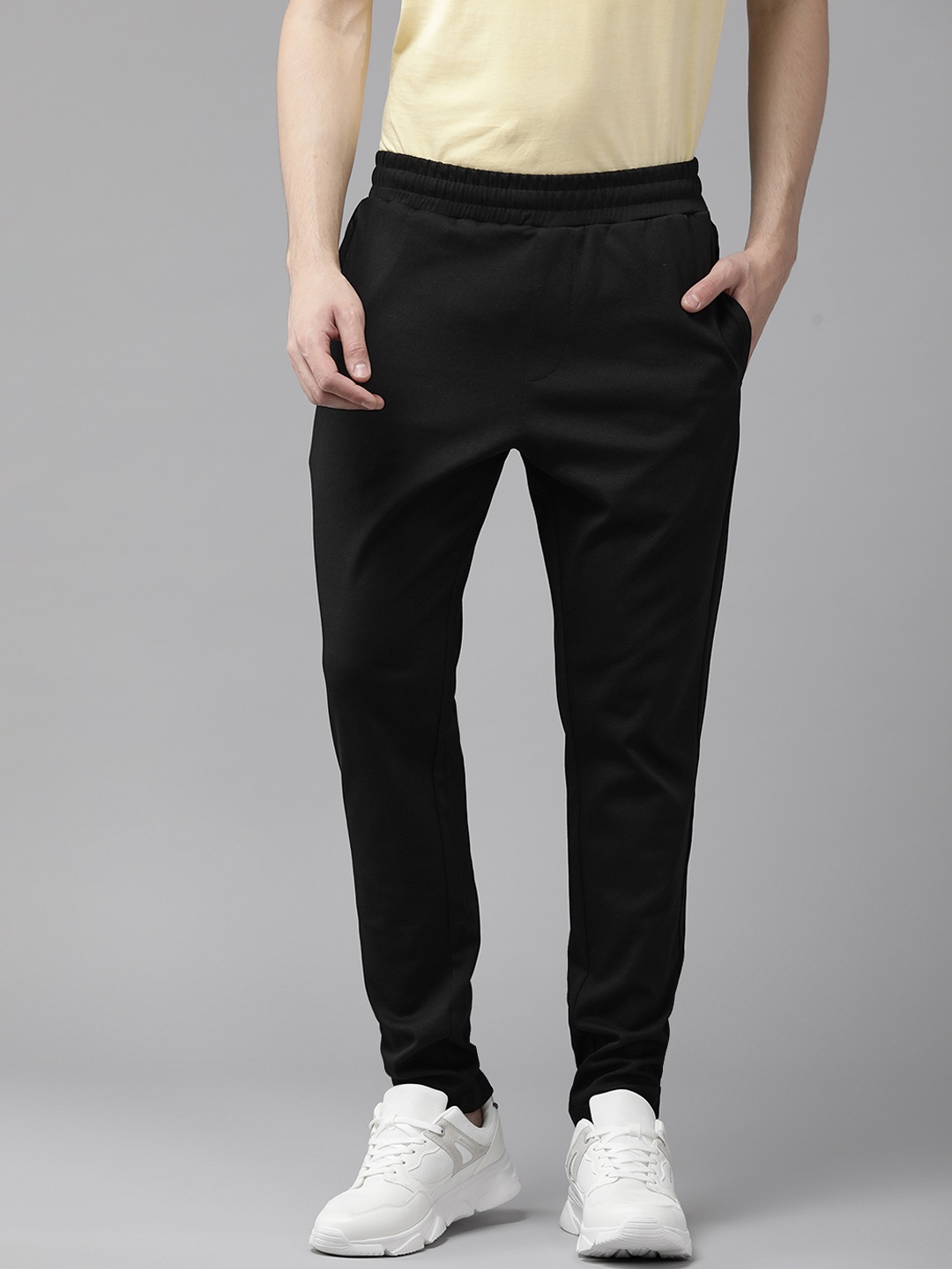 

PERFKT-U Men Solid Regular Fit Track Pants, Black