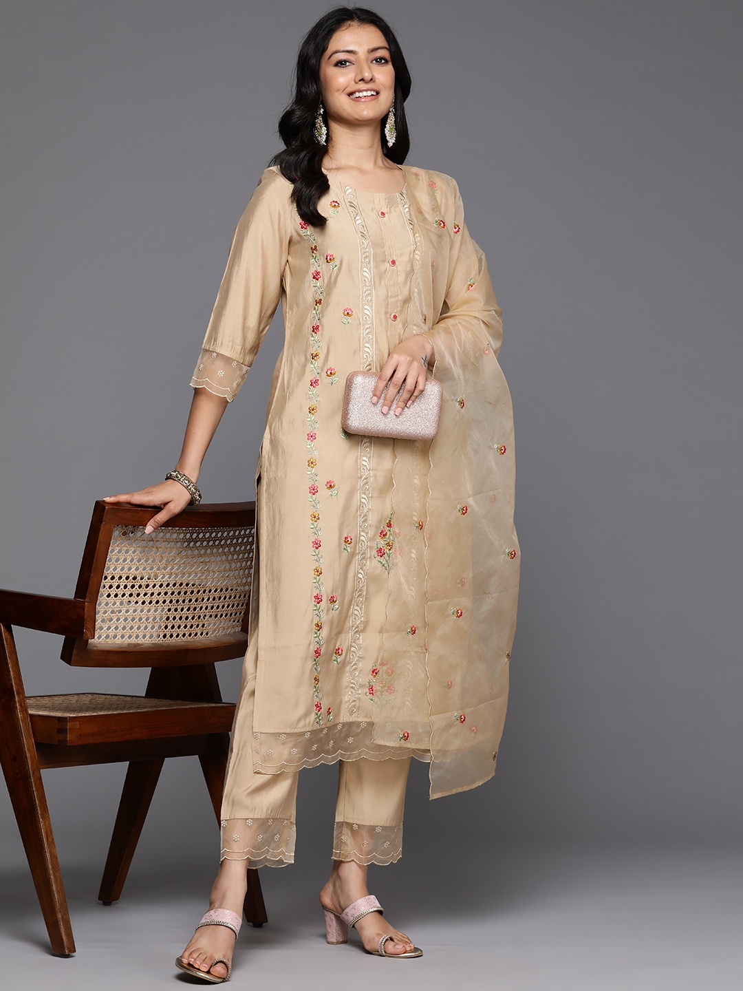 

Varanga Floral Embroidered Thread Work Kurta With Trousers & Dupatta, Beige