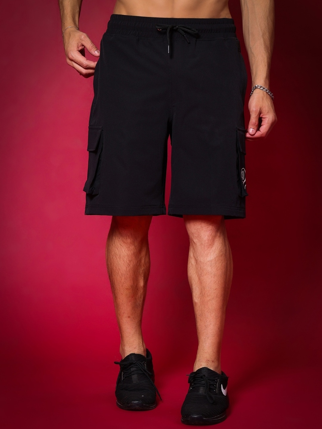 

WEARDUDS Men Brawny Relaxed Fit Cargo Shorts, Black