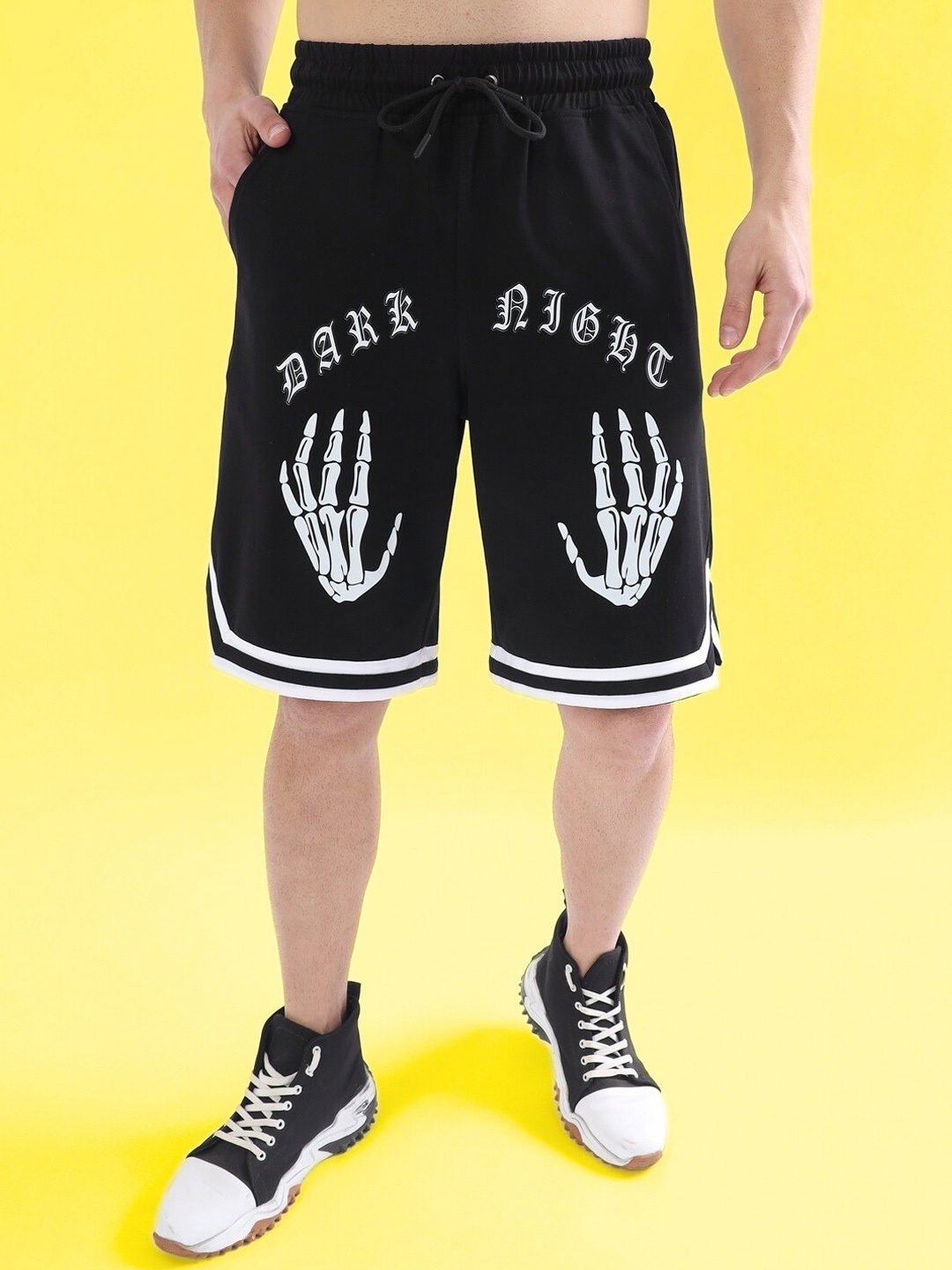 

WEARDUDS Men Dark Night Printed Relaxed Fit Pure Cotton Shorts, Black