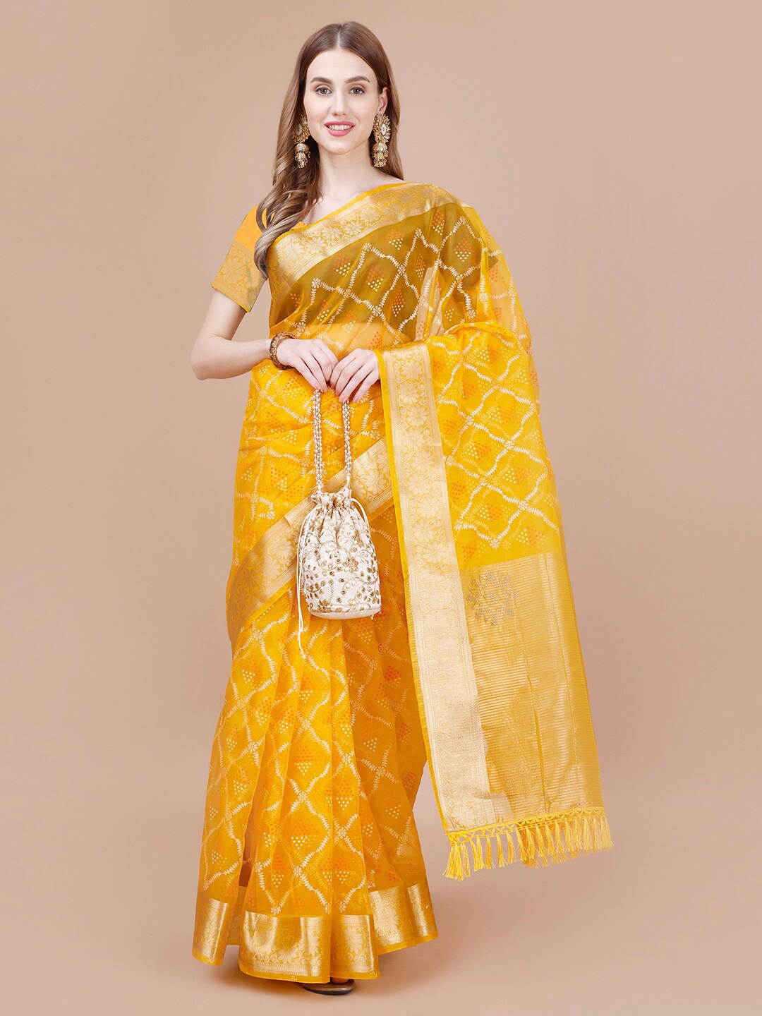 

HERE&NOW Floral Printed Organza Saree, Yellow