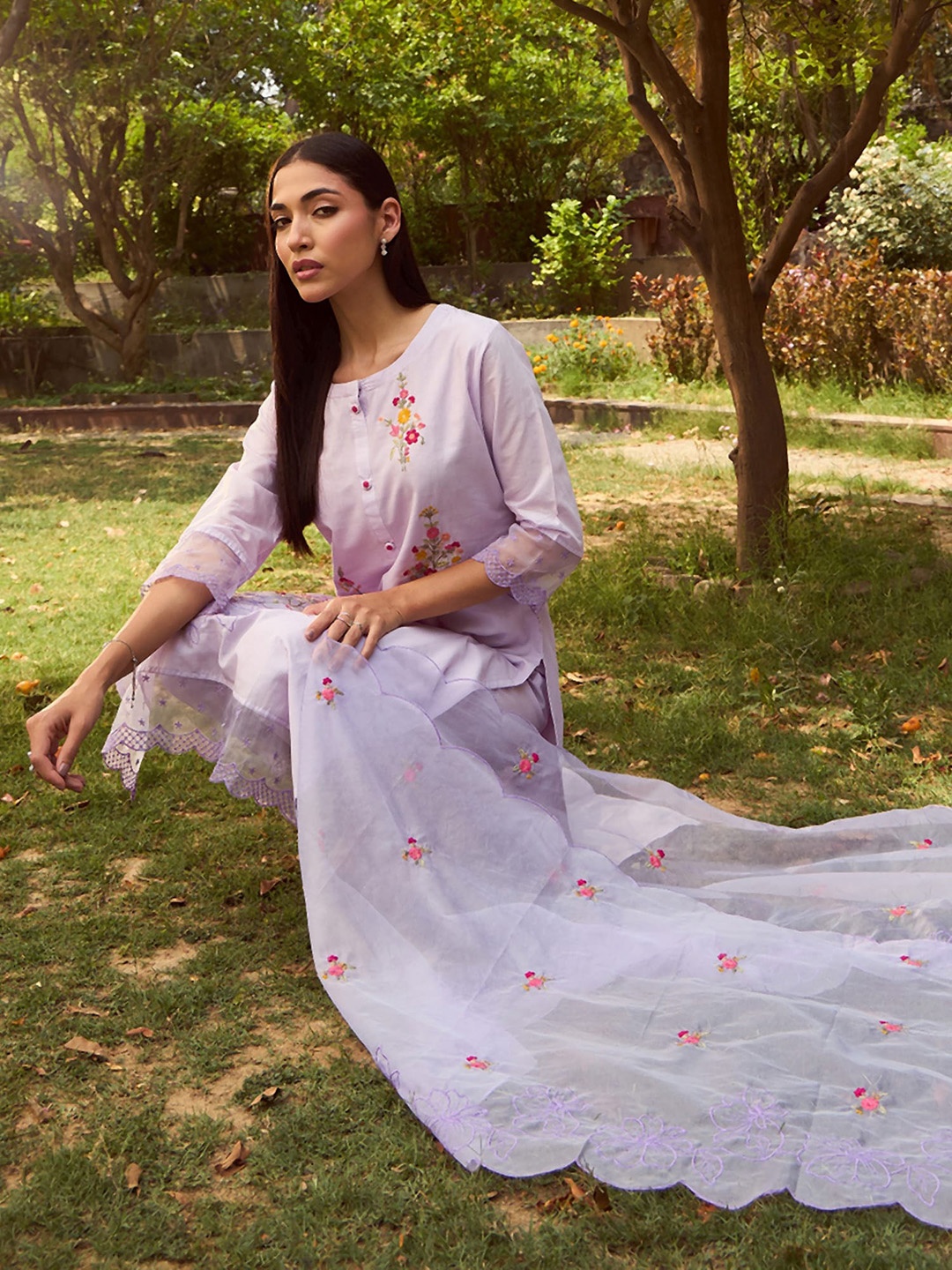 

Indo Era Floral Embroidered Thread Work Pure Cotton Kurta with Trousers & With Dupatta, Lavender