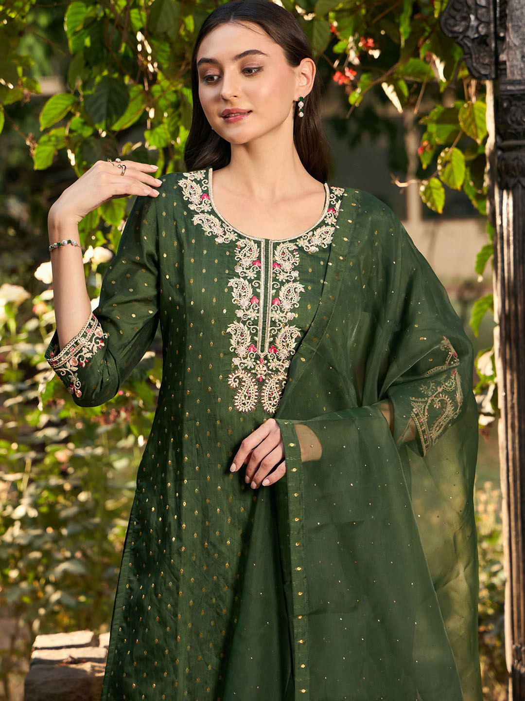 

Indo Era Paisley Embroidered Thread Work Chanderi Silk Kurta with Trousers & Dupatta, Green