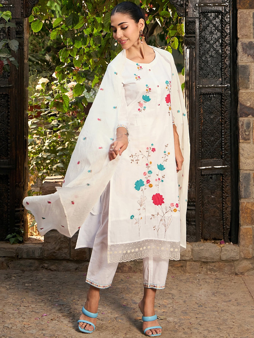 

Indo Era Floral Embroidered Pure Cotton Straight Kurta With Trousers & Dupatta, White