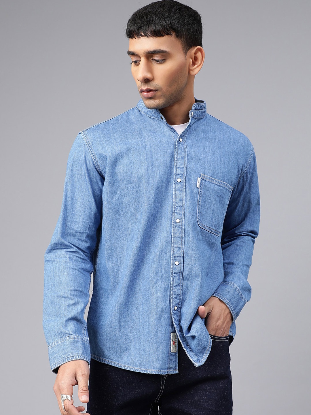 

Code 61 Standard Slim Fit Mandarin Collar Casual Shirt, Blue