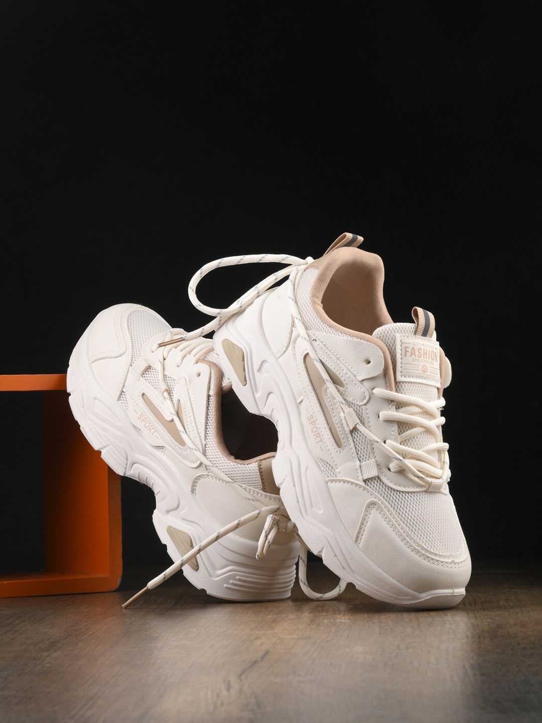 

The Roadster Lifestyle Co. Women White Textured Lace-Up Running Sports Shoes