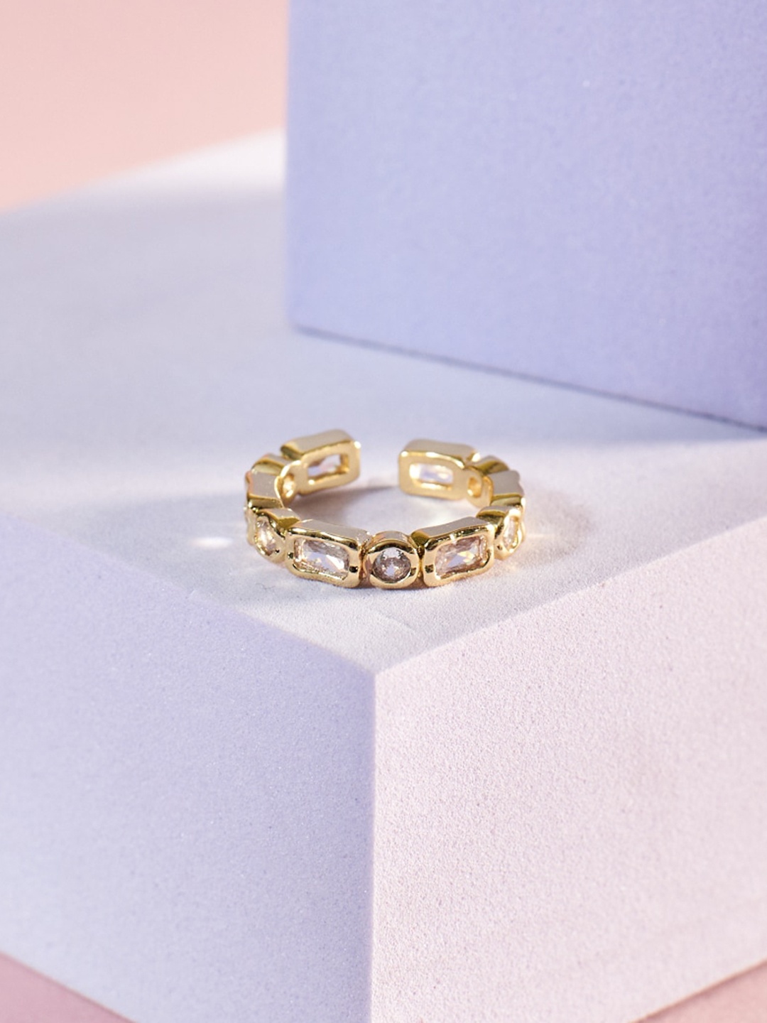 

SALTY Artificial Stones Studded Adjustable Ring, Gold