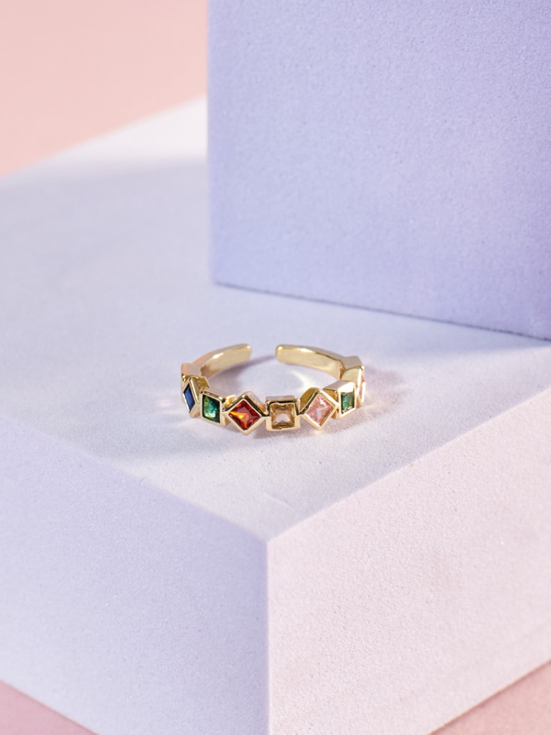 

SALTY Gold Plated Artificial Stones Finger Ring