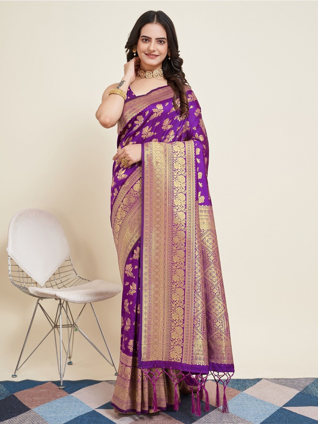 

Mitera Woven Design Banarasi Zari Saree, Purple