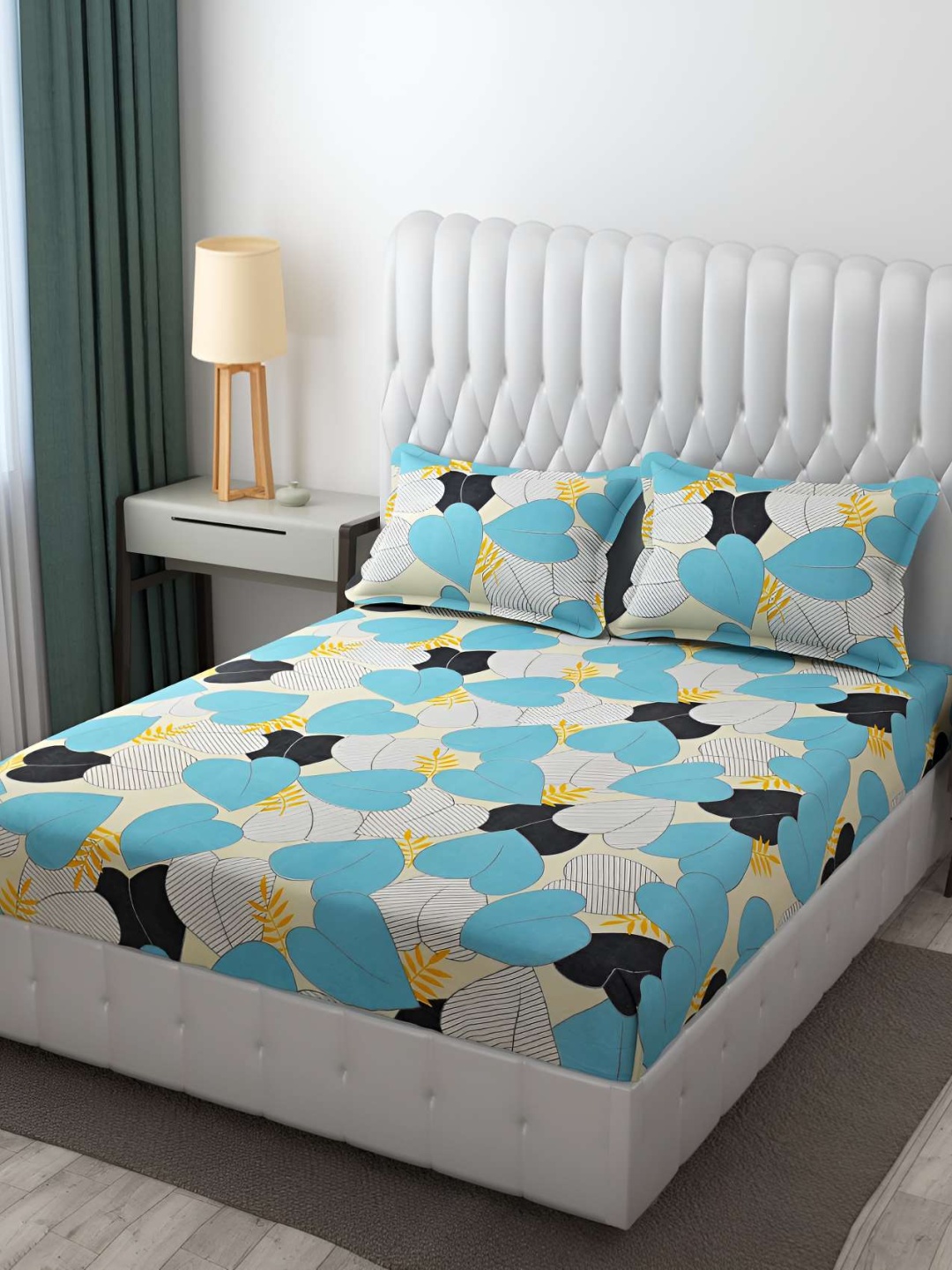 

Bajo's Blue & Black Geometric Cotton 250 TC Fitted Queen Bedsheet With 2 Pillow Covers