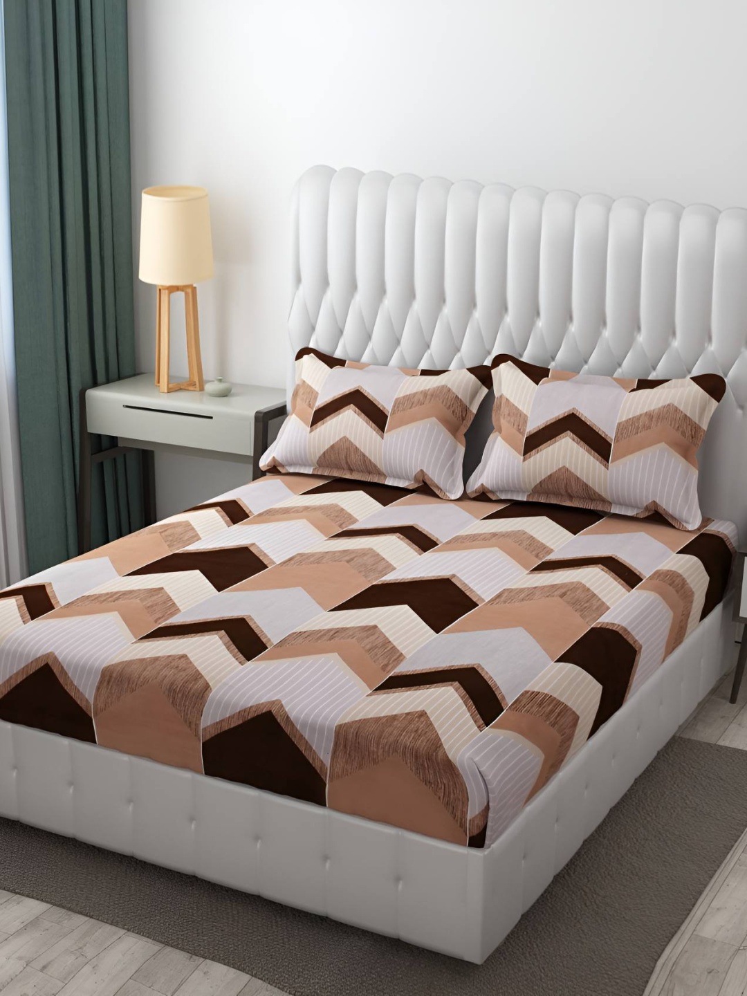 

Bajo's Brown & Beige Geometric Cotton 250 TC Fitted Queen Bedsheet With 2 Pillow Covers