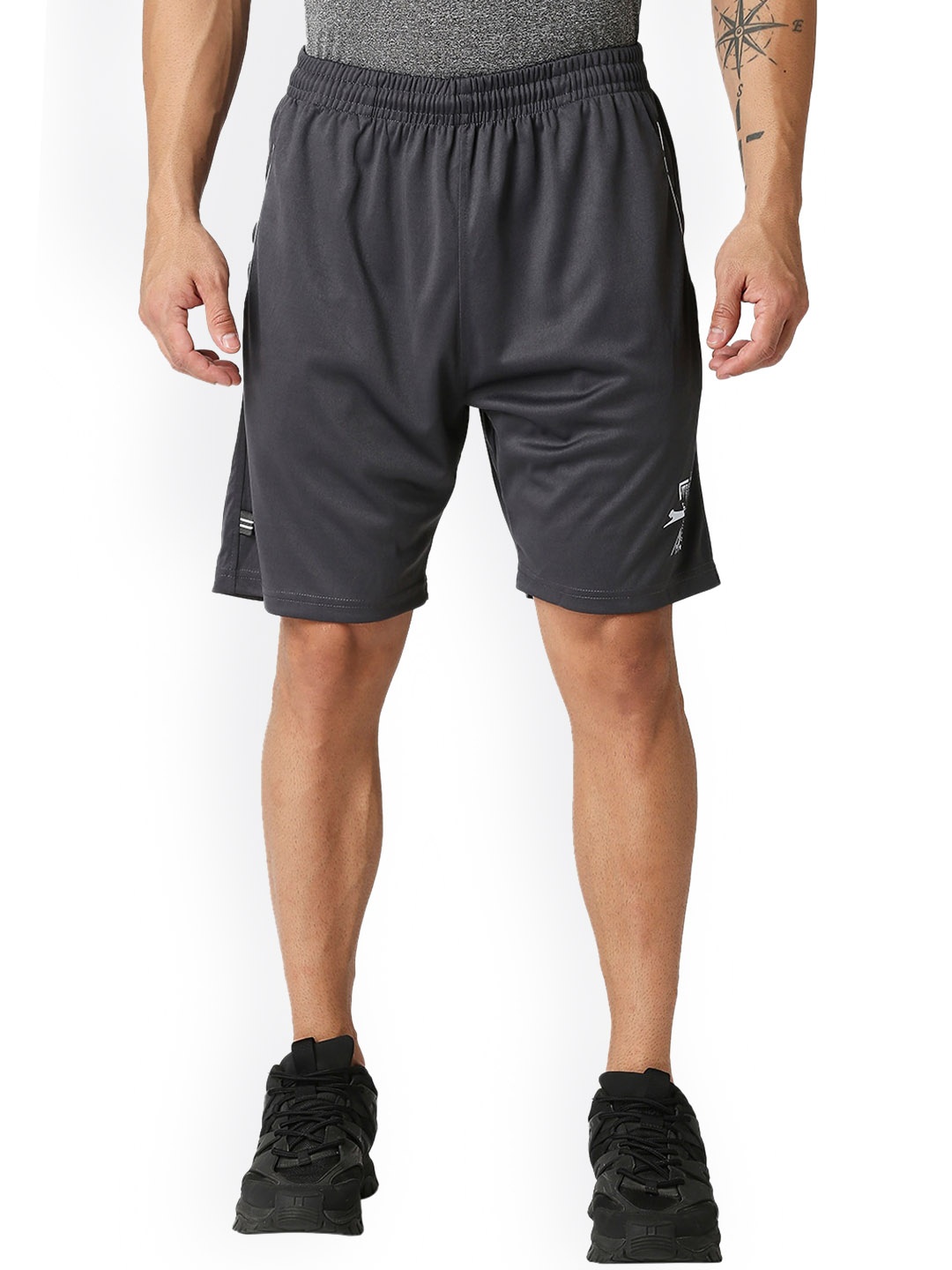 

Black Panther Men Mid-Rise Sports Shorts, Charcoal