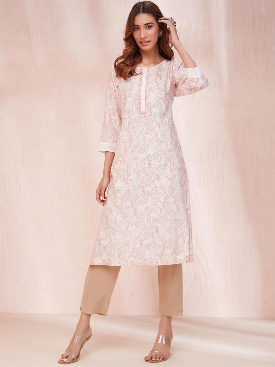 

Fabindia Floral Printed Cotton Silk Kurta, Off white