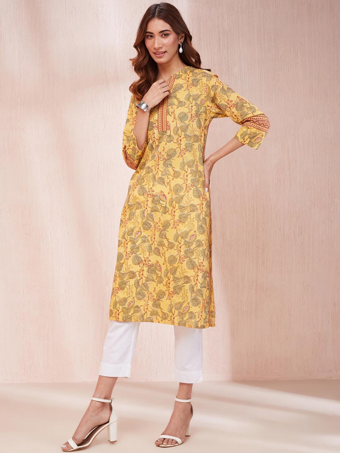 

Fabindia Ethnic Motifs Printed Mandarin Collar Three-Quarter Sleeves Cotton Kurta, Yellow