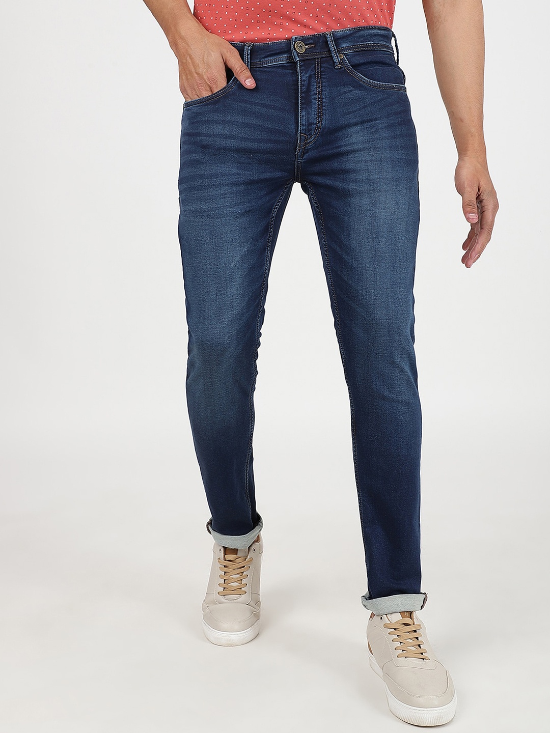 

JADE BLUE Men Slim Fit Light Fade Stretchable Jeans