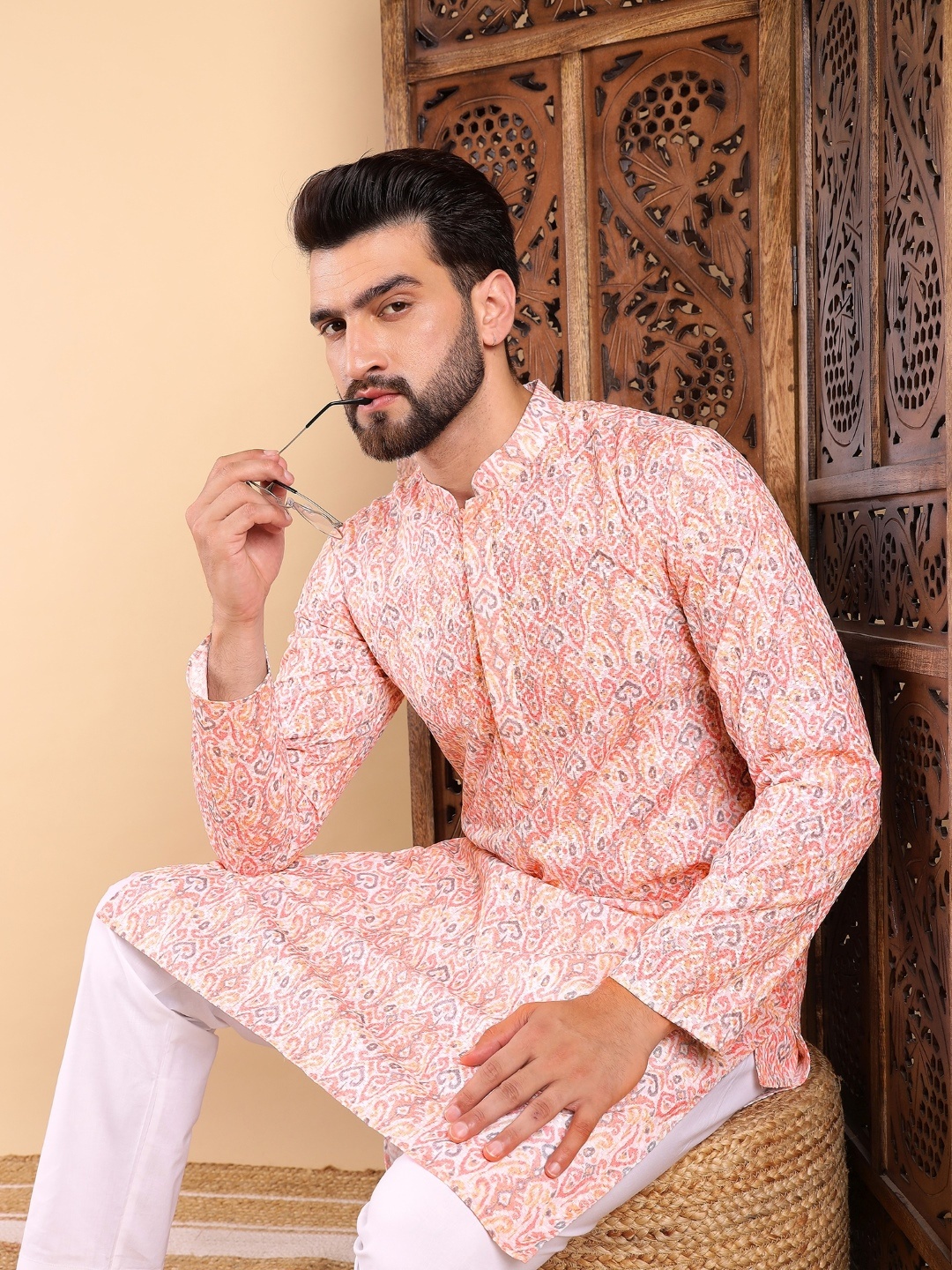 

Ethnic Bay Ethnic Motifs Printed Mandarin Collar Long Sleeves Kurta, Peach