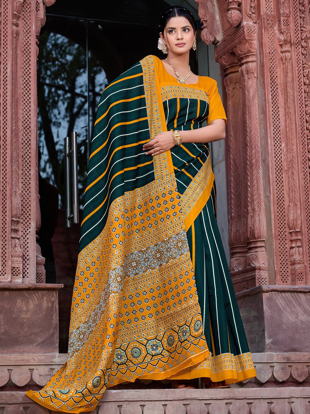 

Anouk Rustic Striped Bhagalpuri Saree, Green