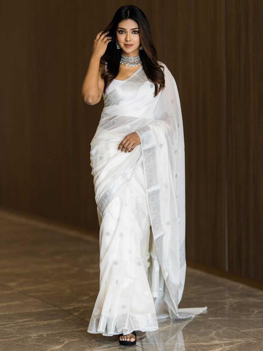 

Anouk Ethnic Motifs Woven Design Zari Banarasi Saree, White